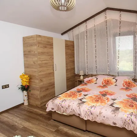 Complex Nestinarka Țarevo