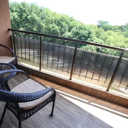 Complex Nestinarka Apartament