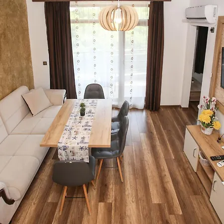 Complex Nestinarka * Țarevo