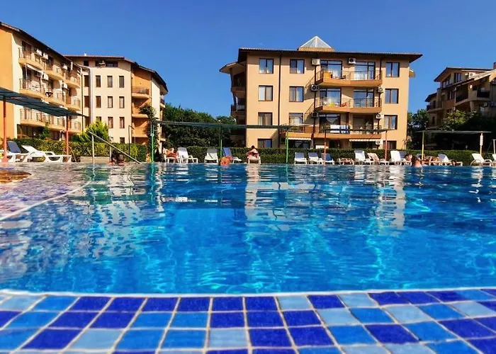 Complex Nestinarka 茨雷沃