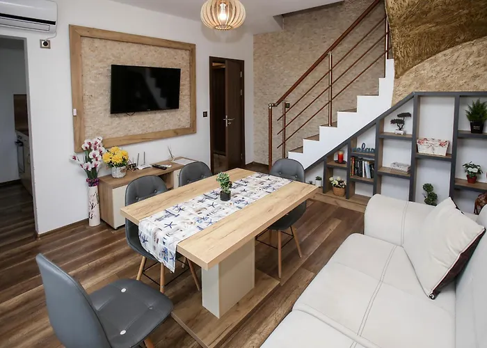 Complex Nestinarka 公寓 *