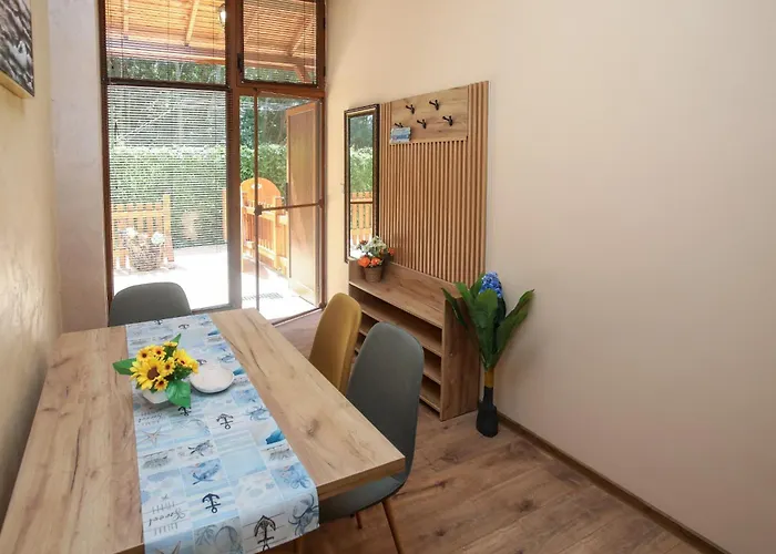 Complex Nestinarka 公寓 *