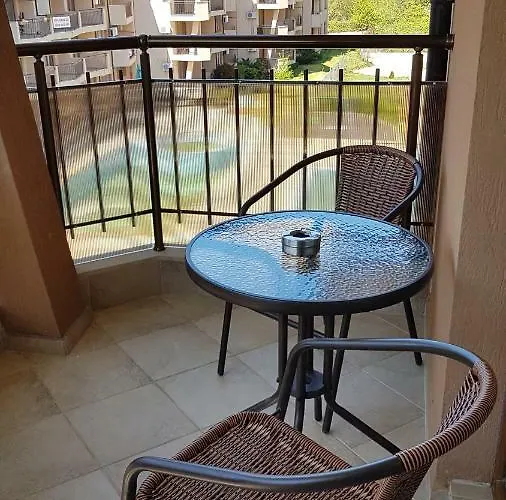 Complex Nestinarka 茨雷沃