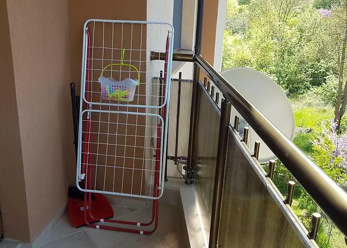 Complex Nestinarka ツァレヴォ